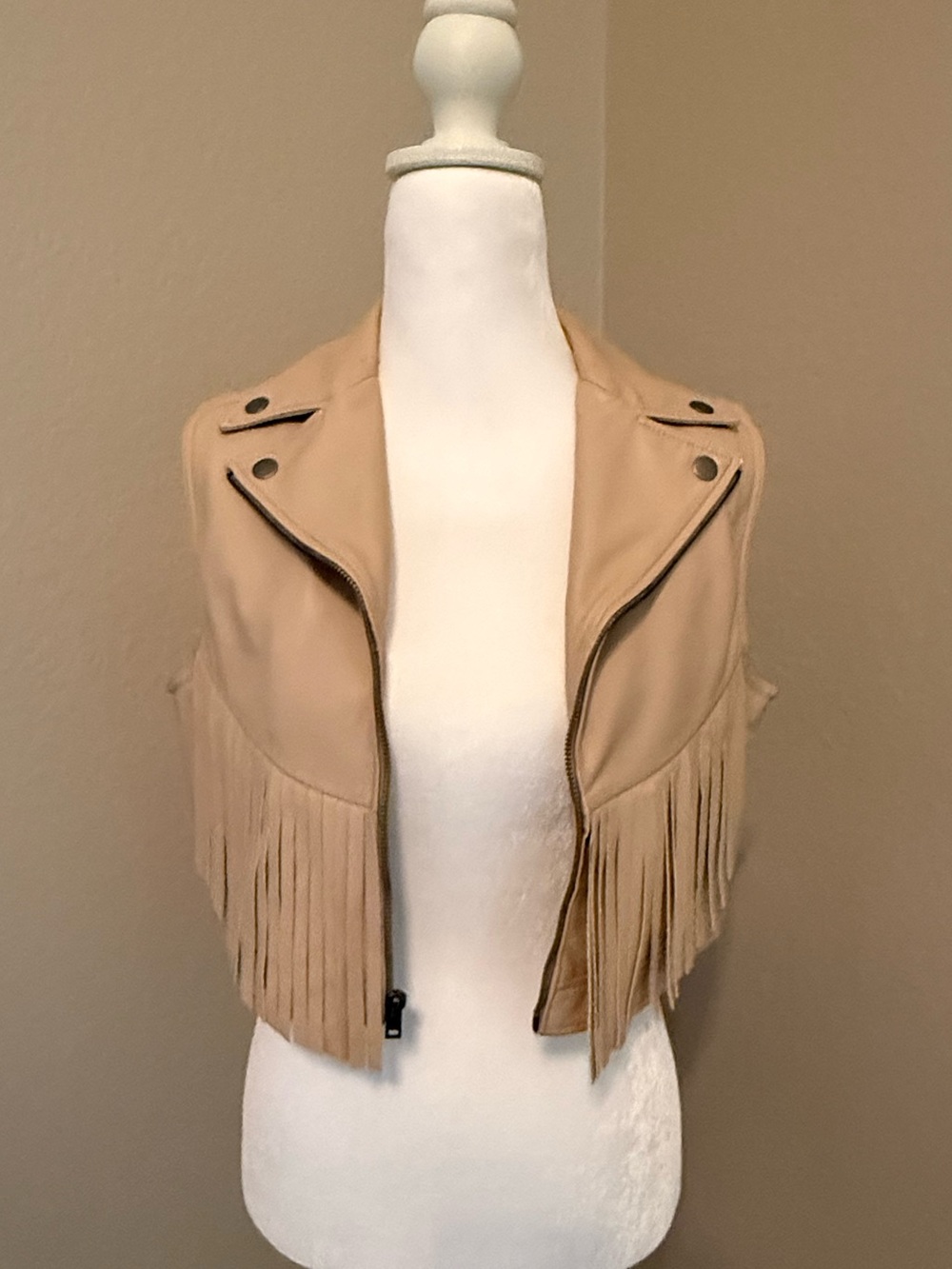 Fringe Moto Vest - Beige Faux Leather - Picture 10 of 13